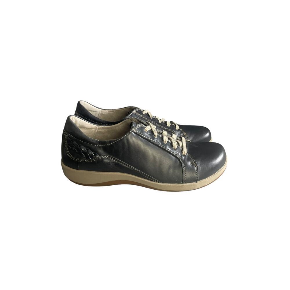 Aetrex Women’s Dana Navy Blue Leather Oxford Sneakers Size-8.5